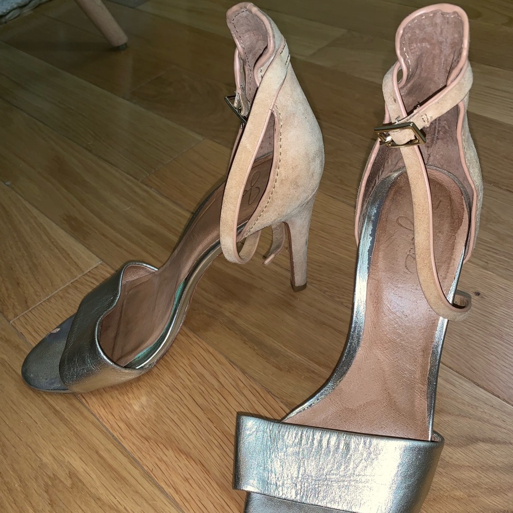 Joie gold suede heel